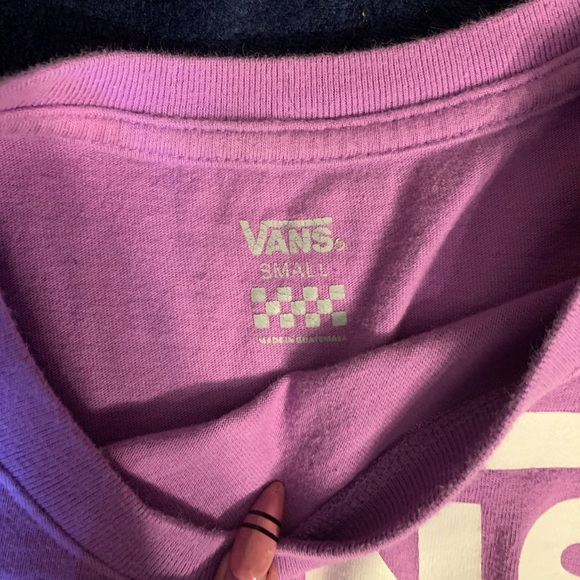 Small woman’s basic-T - Picture 2 of 4